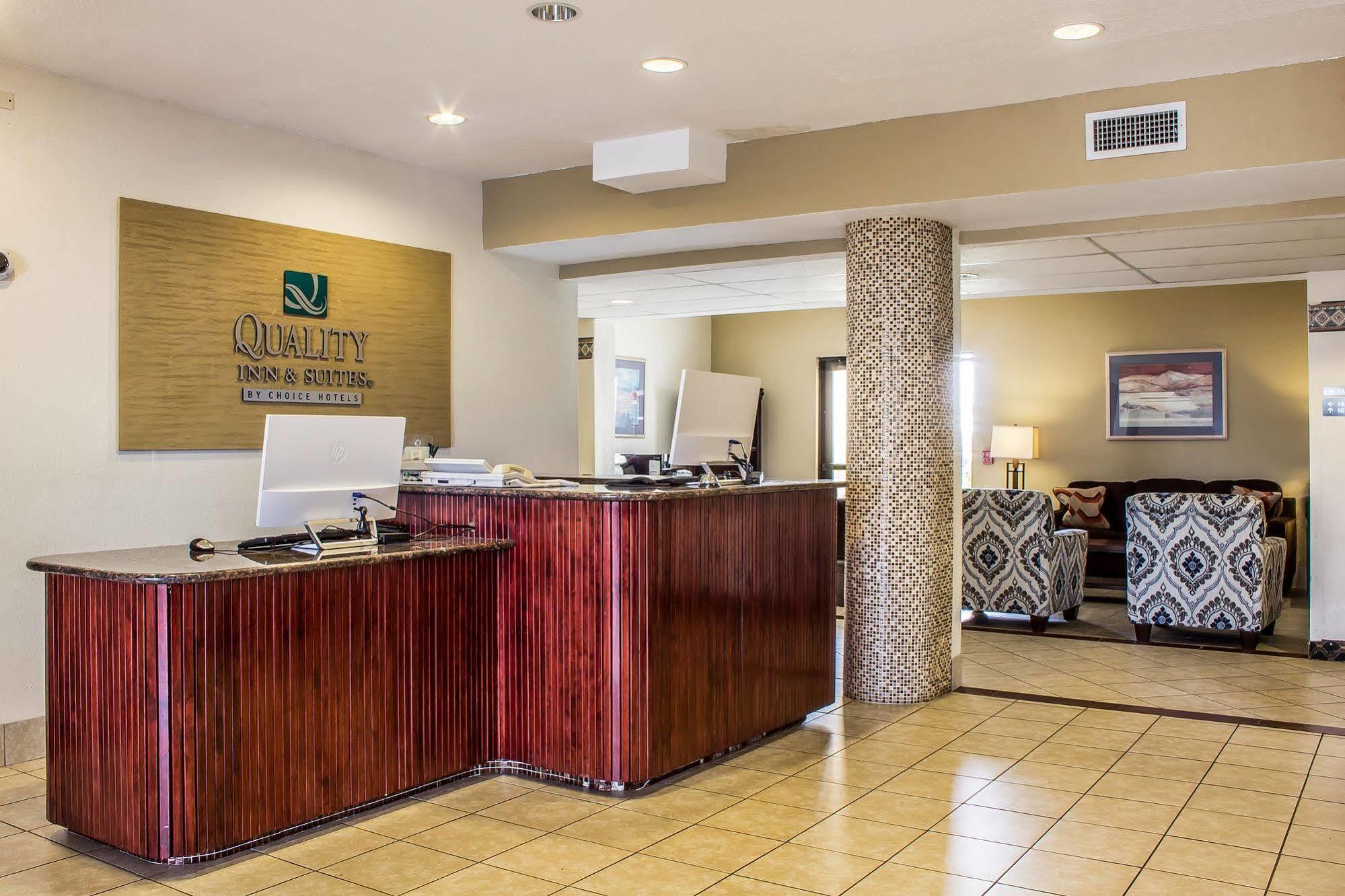 Quality Inn & Suites Yuma Exterior foto